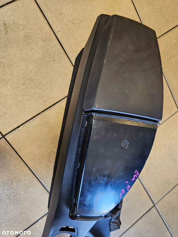 PODŁOKIETNIK TUNEL ŚRODKOWY BMW 6 E64 - 2