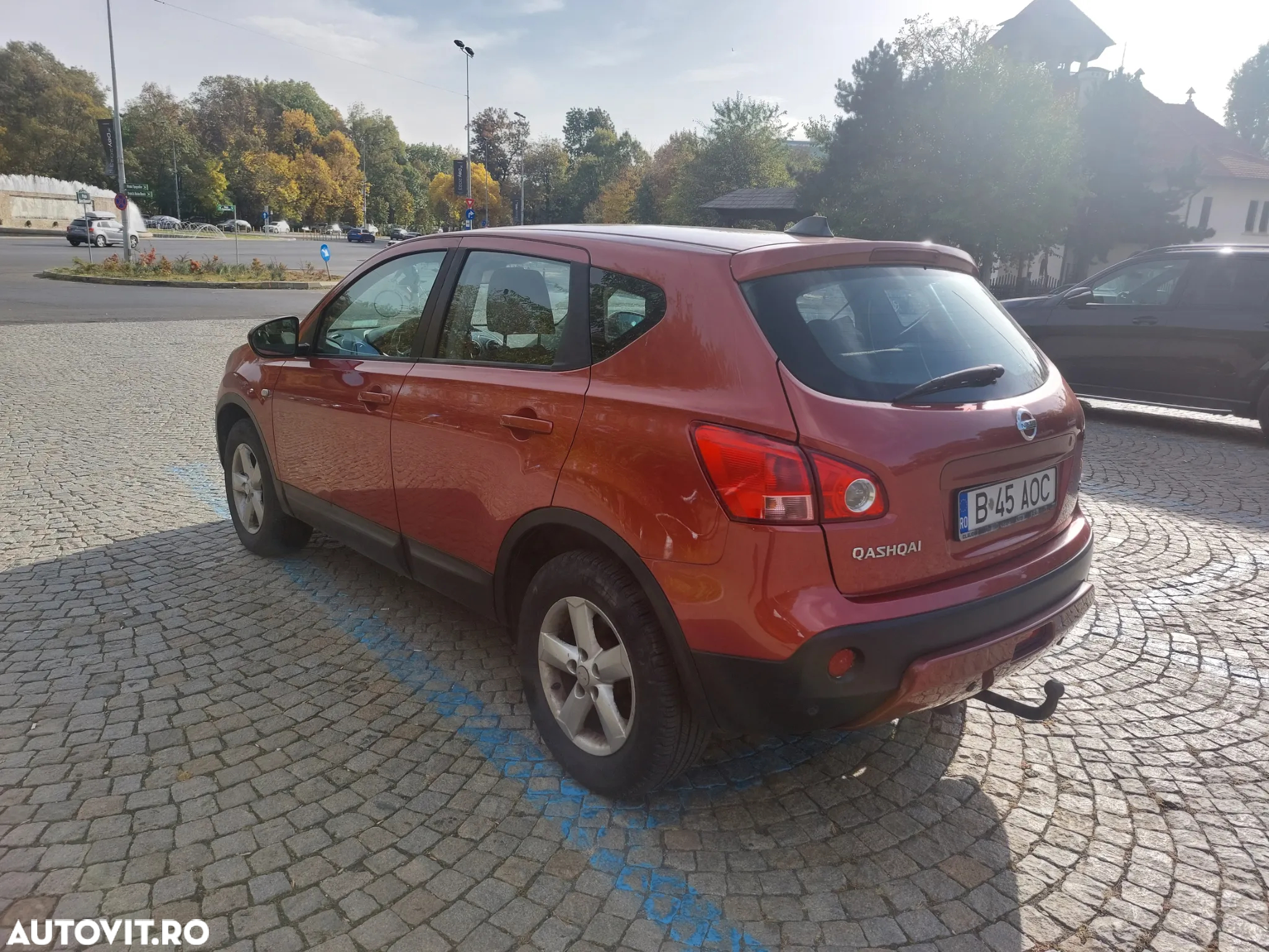 Nissan Qashqai 2.0 DCI All Mode 4x4 Tekna Plus - 4