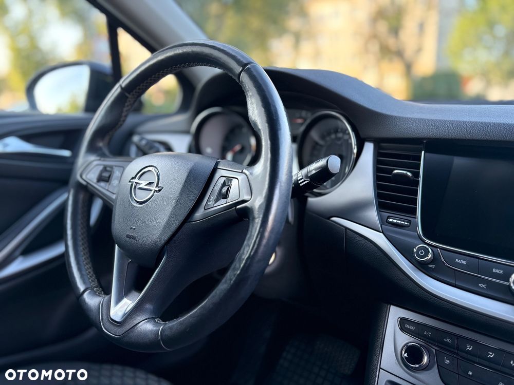 Opel Astra - 9