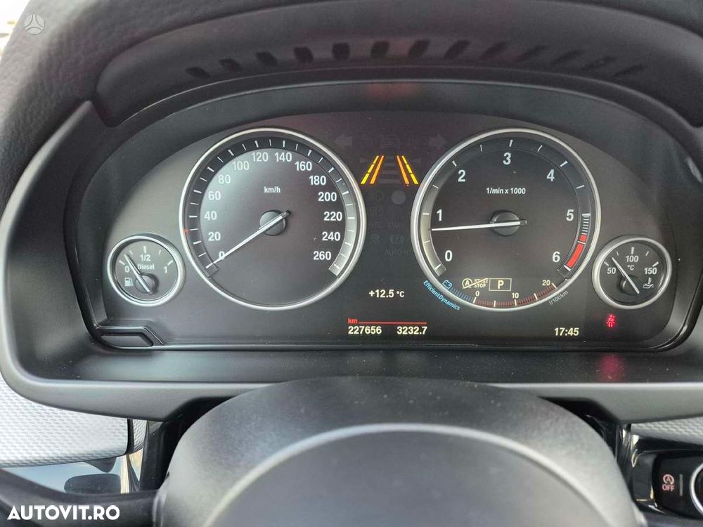 BMW X5 xDrive30d - 22