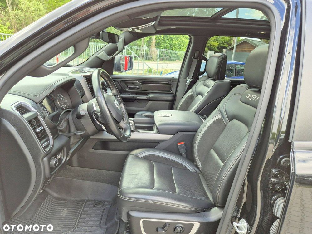 RAM 1500 Crew Cab Laramie - 14