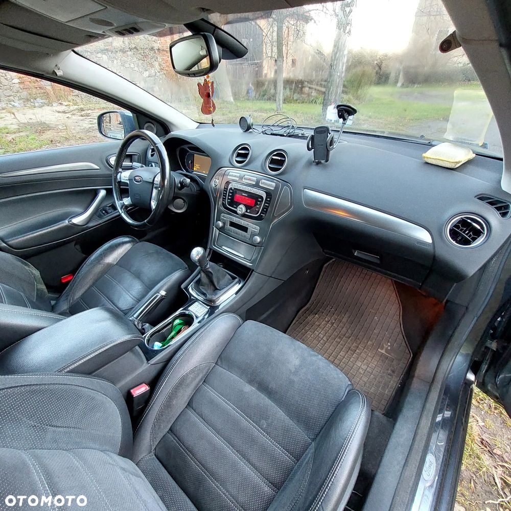 Ford Mondeo 2.0 Titanium - 16