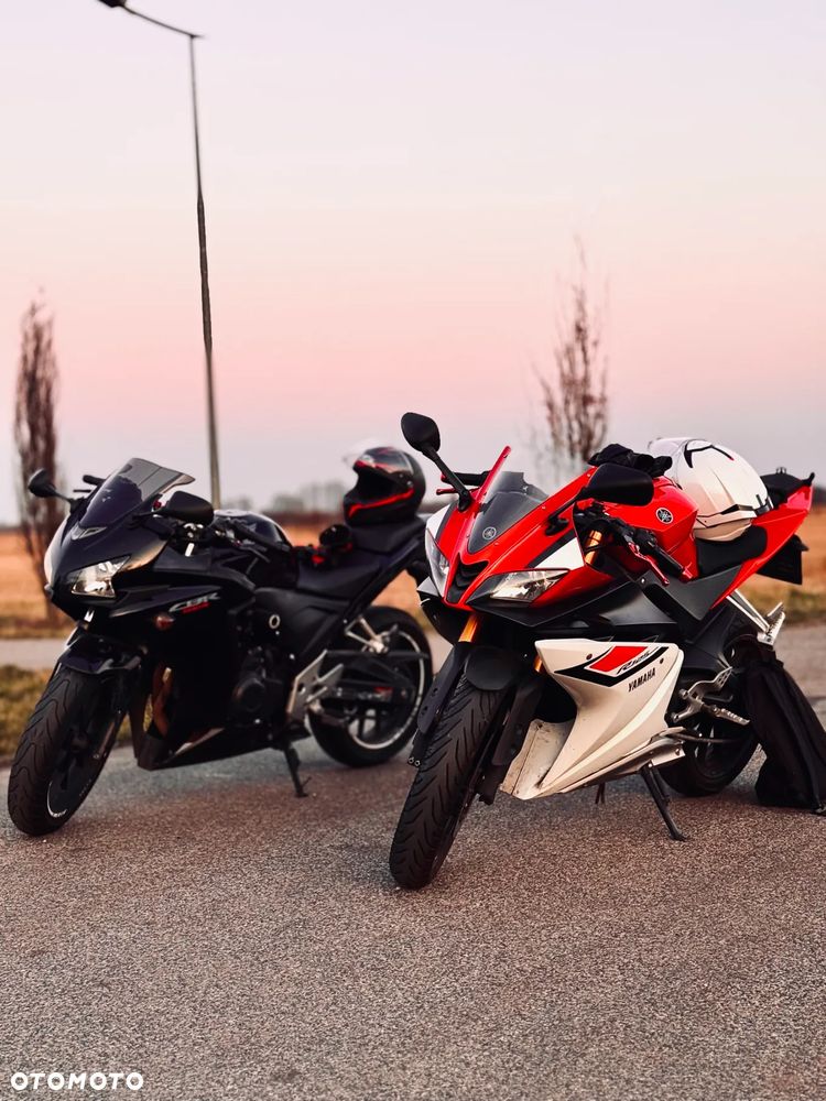 Yamaha YZF - 4