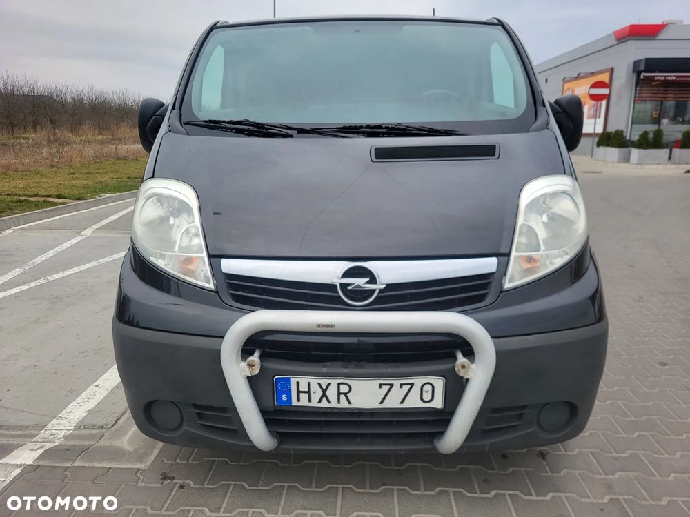 Opel Vivaro - 17