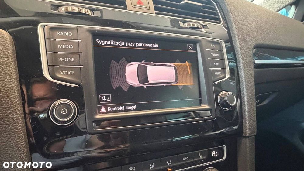 Volkswagen Golf Variant - 18