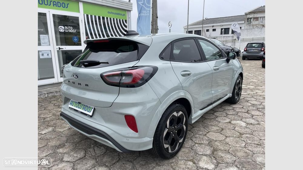 Ford Puma 1.0 EcoBoost MHEV ST-Line X - 2
