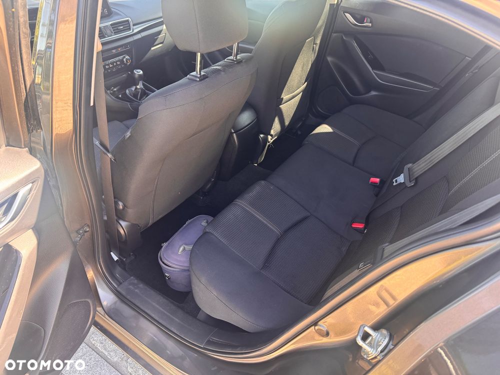 Mazda 3 SKYACTIV-G 120 NAKAMA - 28