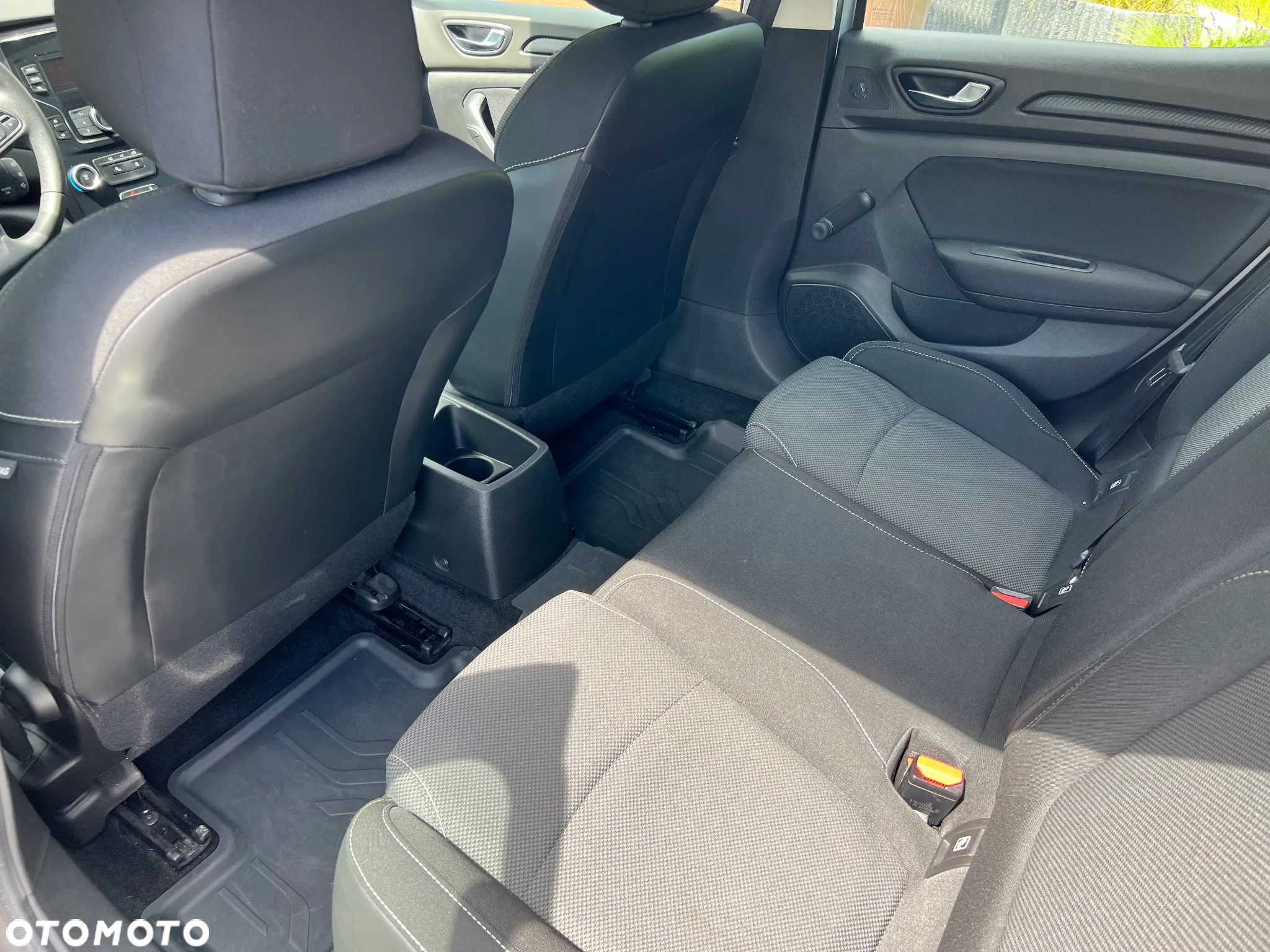 Renault Megane 1.6 SCe Life - 18