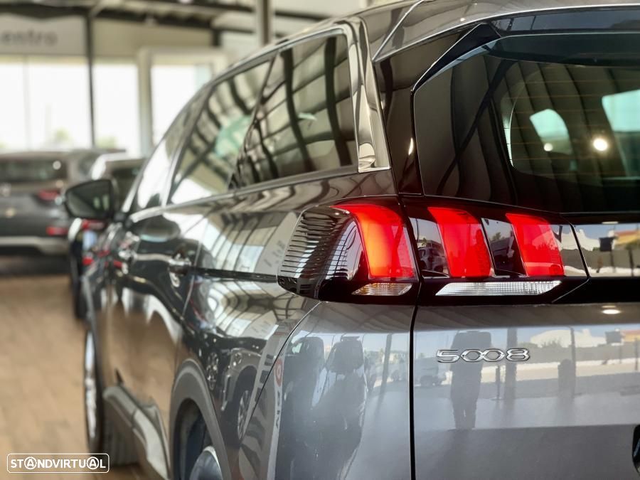 Peugeot 5008 PureTech 130 EAT8 Stop & Start Active Business-Pack - 7