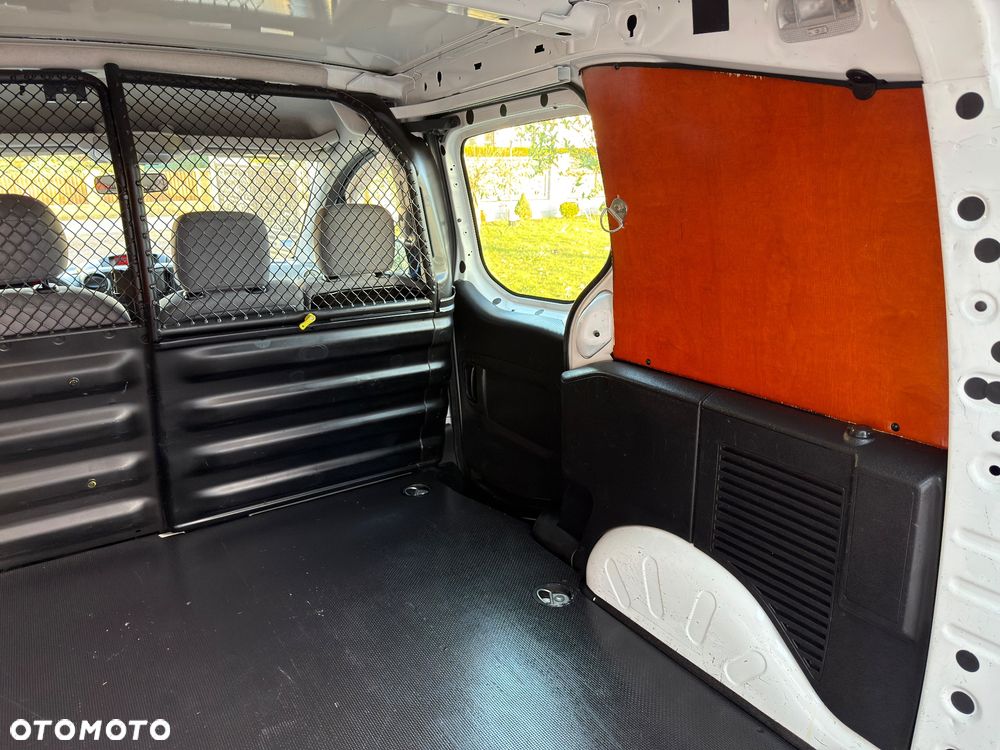 Peugeot Partner - 29