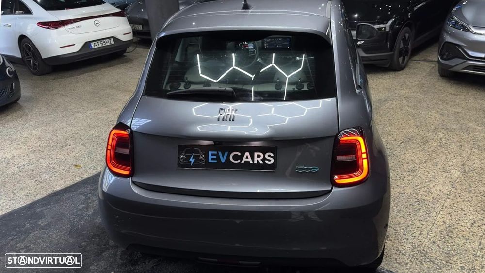 Fiat 500e La Prima - 29