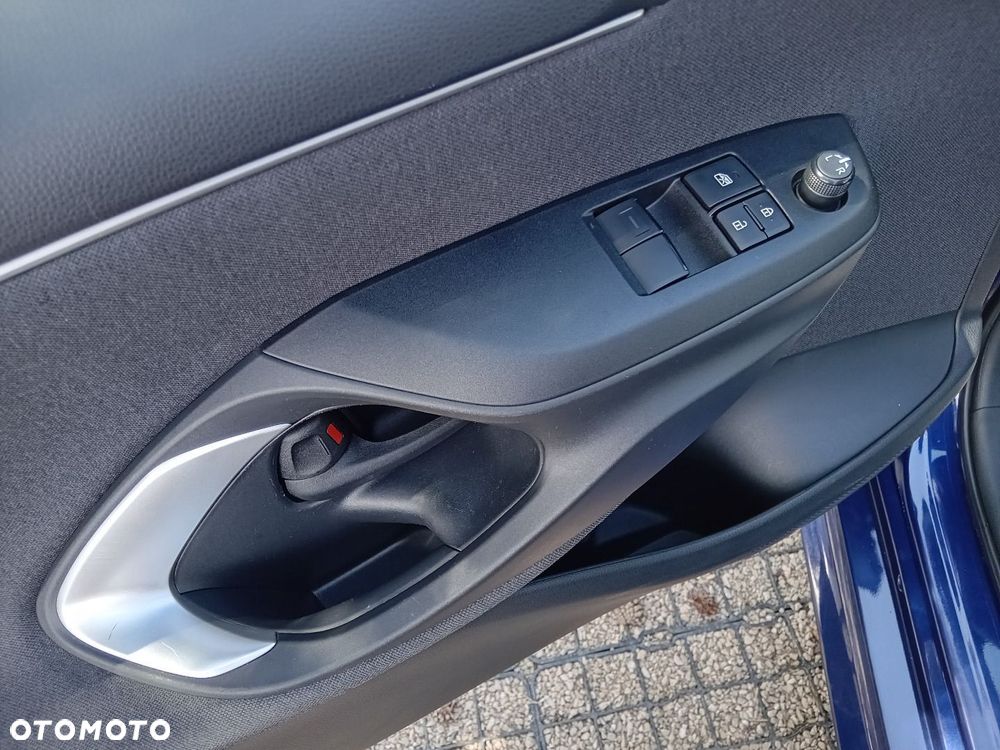 Toyota Yaris - 25