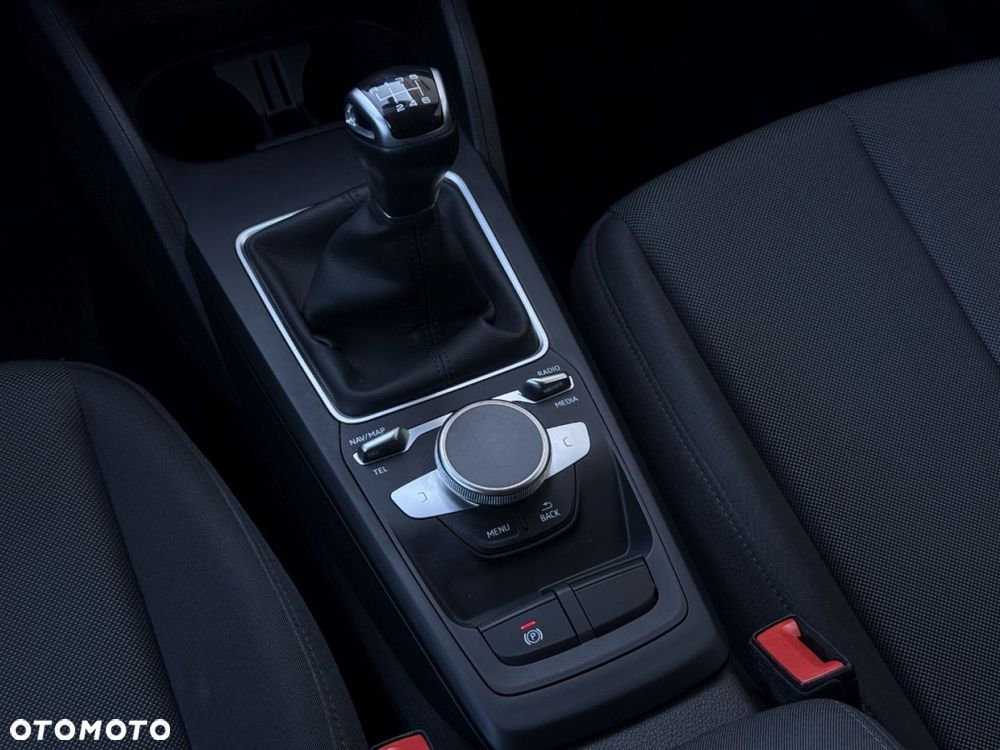 Audi Q2 30 TFSI - 24