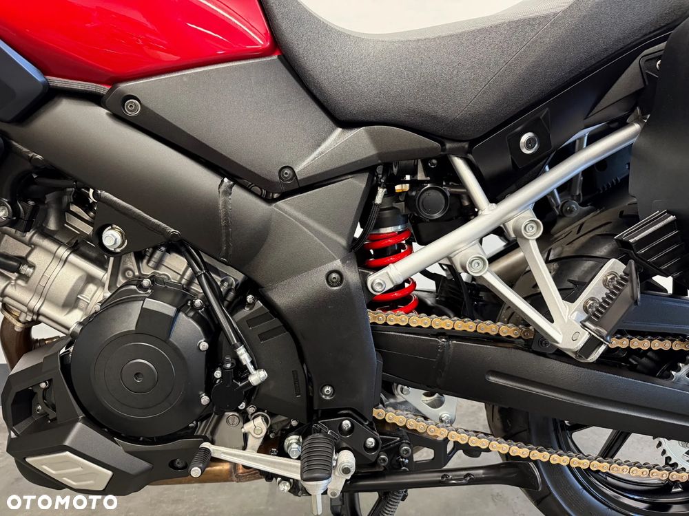 Suzuki V-STROM - 24