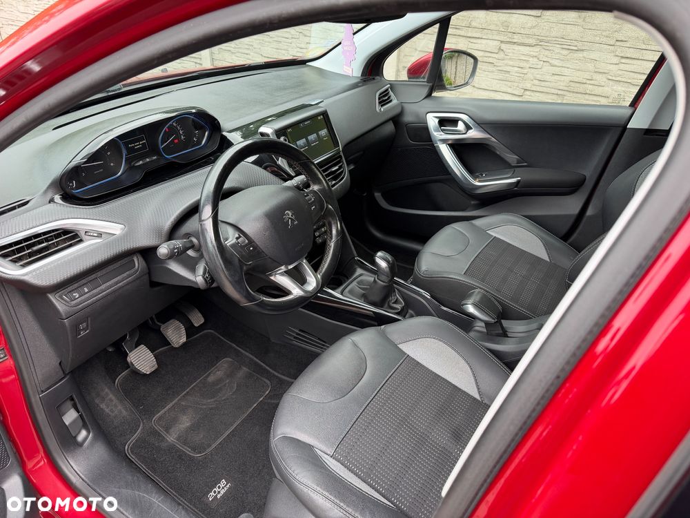 Peugeot 2008 - 18