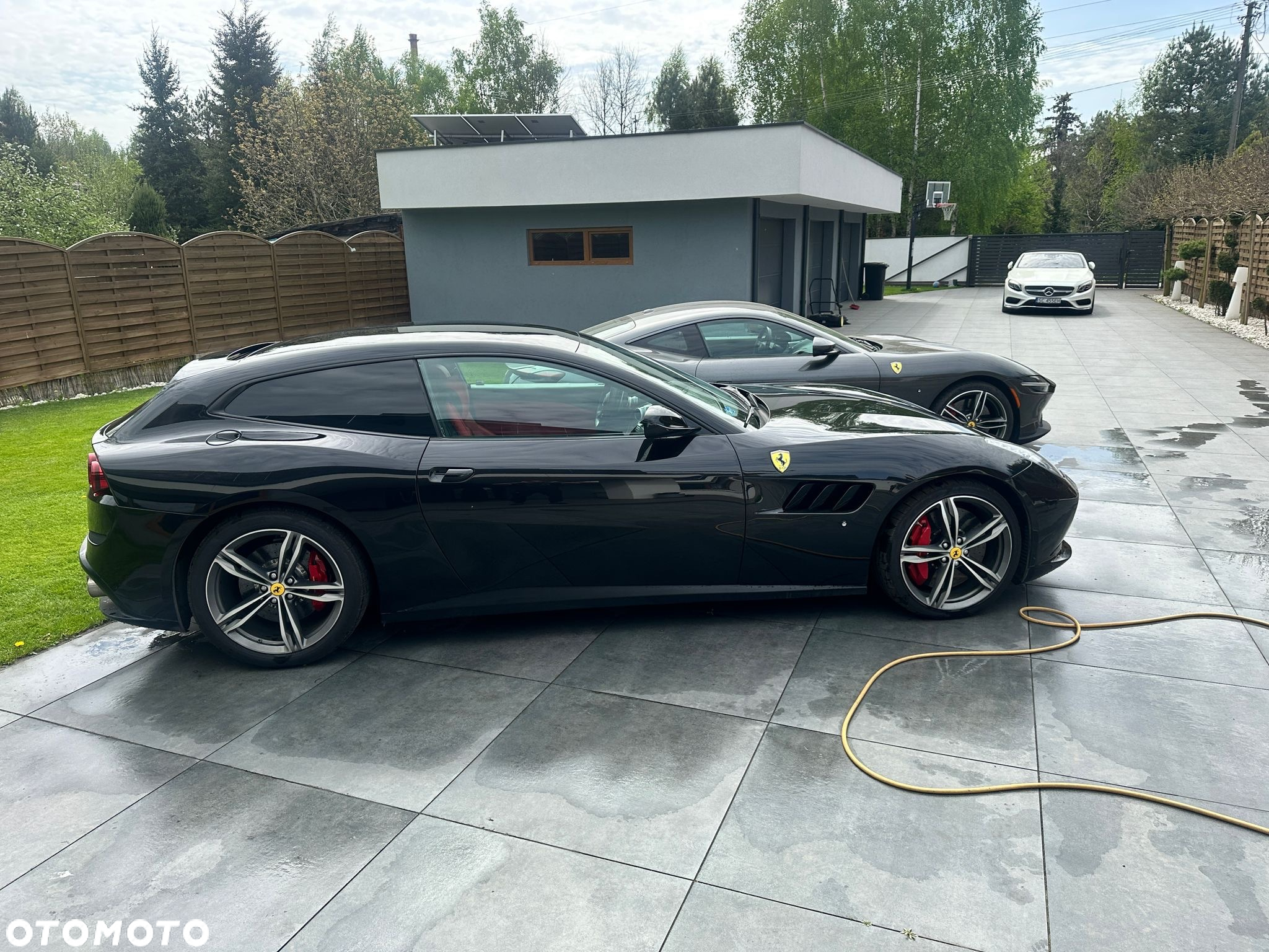 Ferrari GTC4Lusso - 5