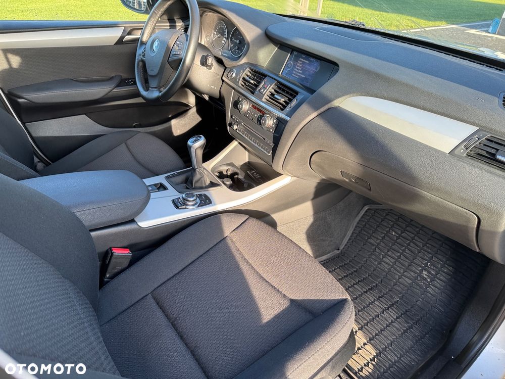 BMW X3 xDrive20d - 29