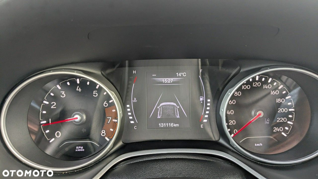 Jeep Compass - 23