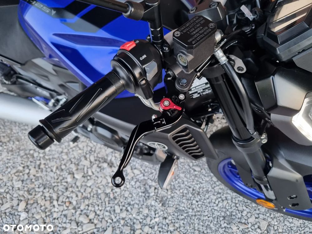 Yamaha MT - 12
