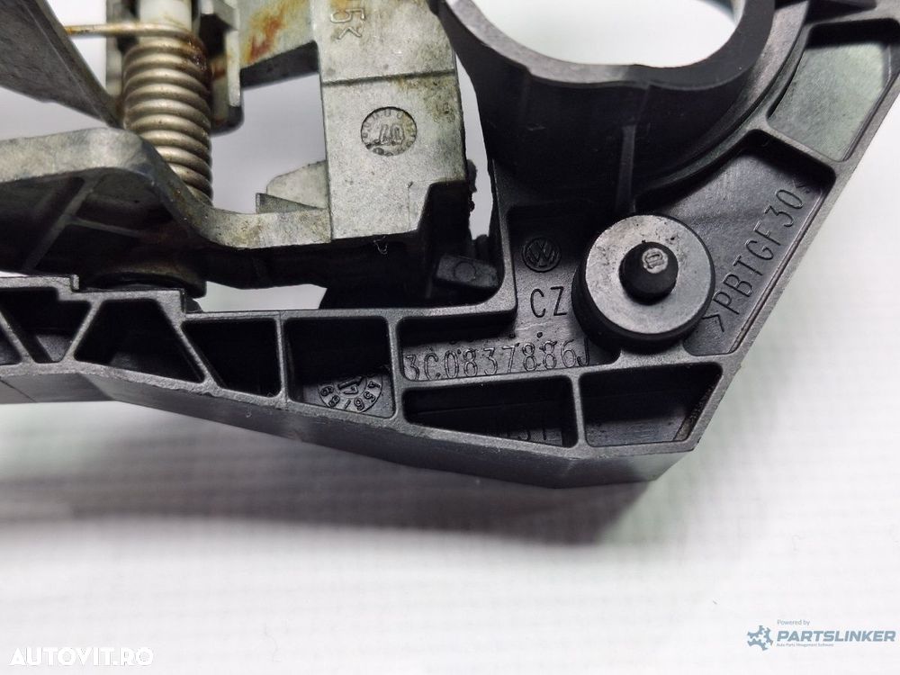 Suport maner usa dreapta VOLKSWAGEN PASSAT Variant 3C5 2005 - 2011 TDI BMP  3C0837886J - 3