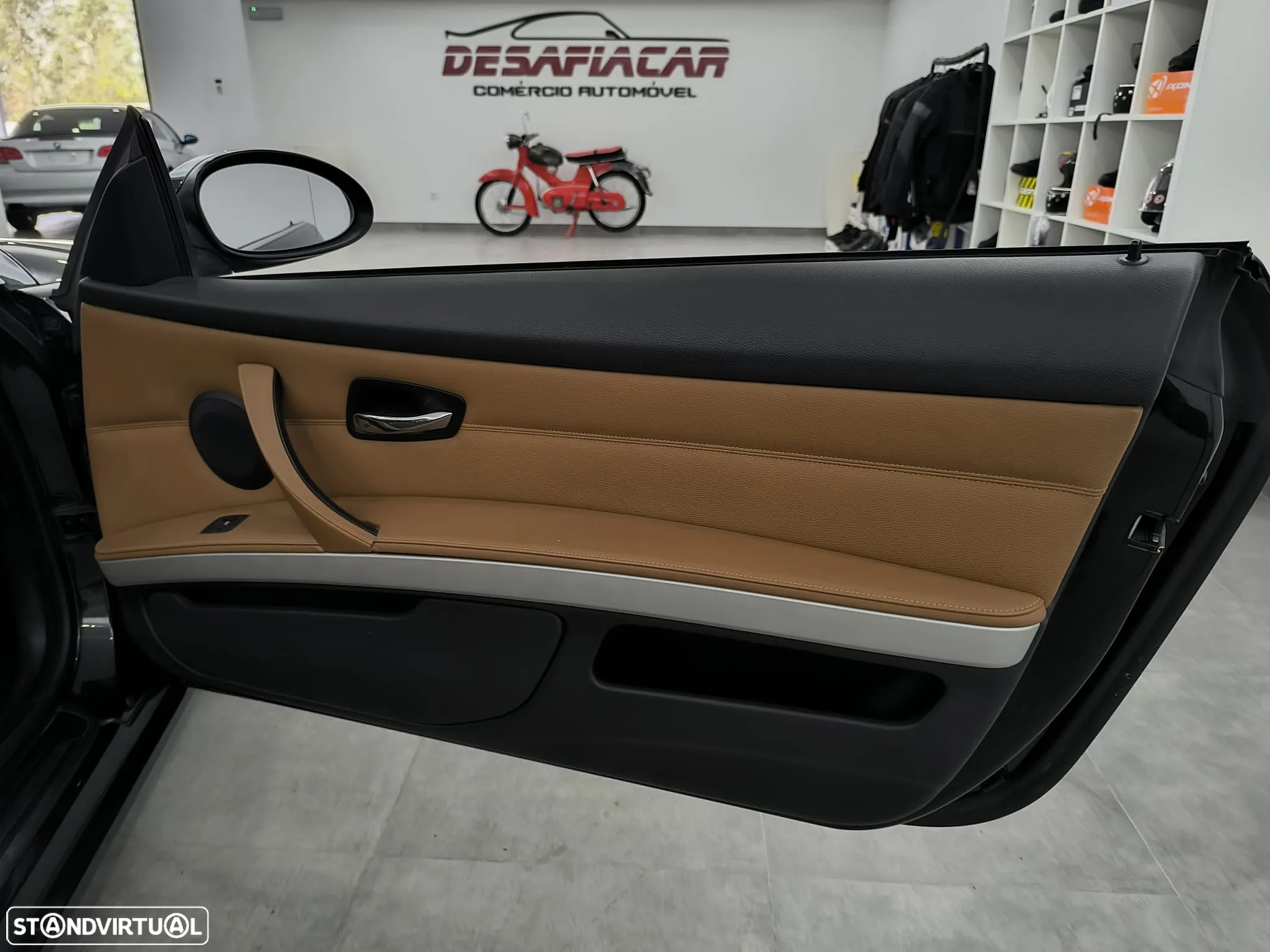 BMW 320 i Cabrio - 25
