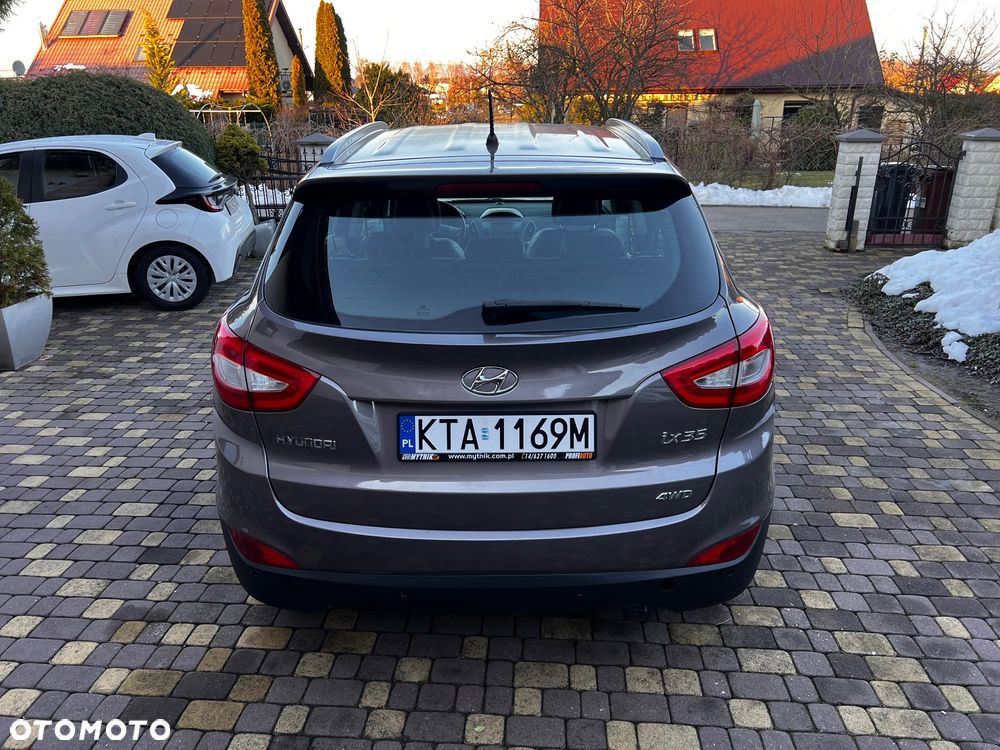 Hyundai ix35 2.0 4WD Trend - 11