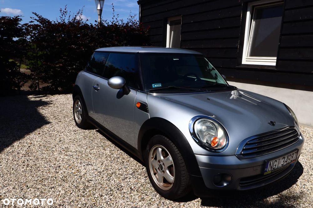 MINI Cooper Standard - 11