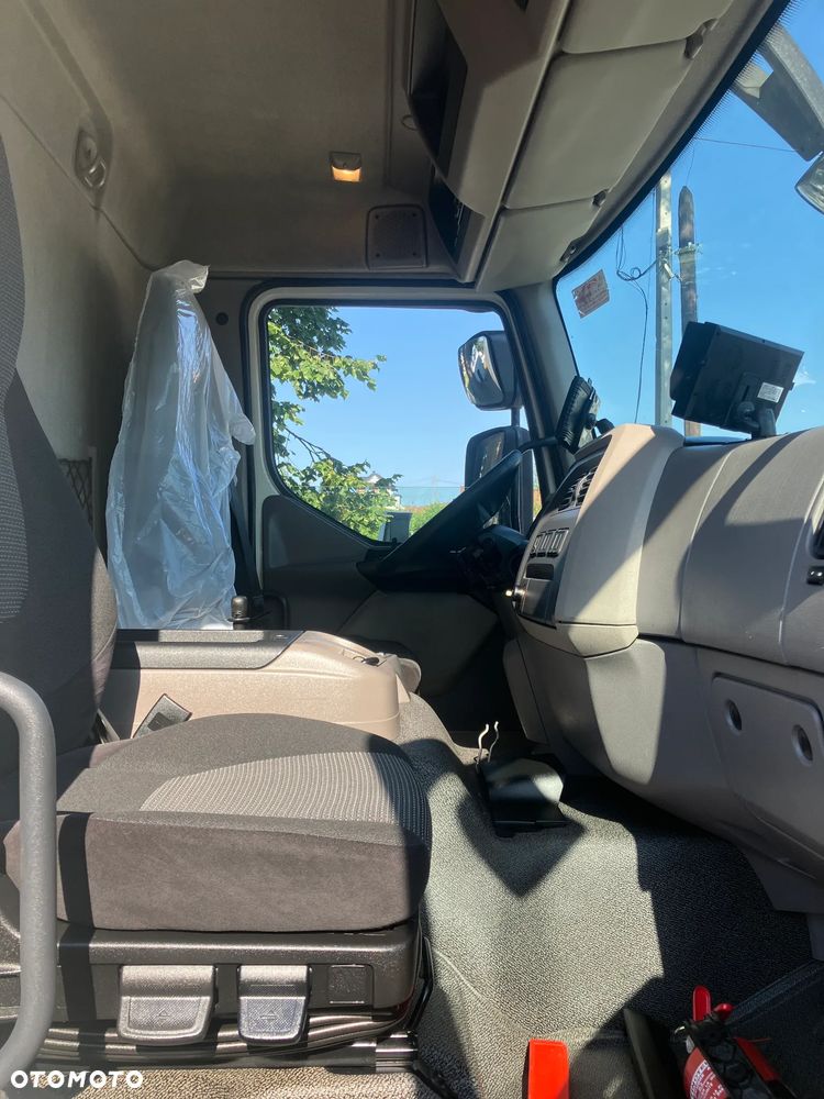 DAF DAF LF 290 kurierka kontener 20 palet - 7
