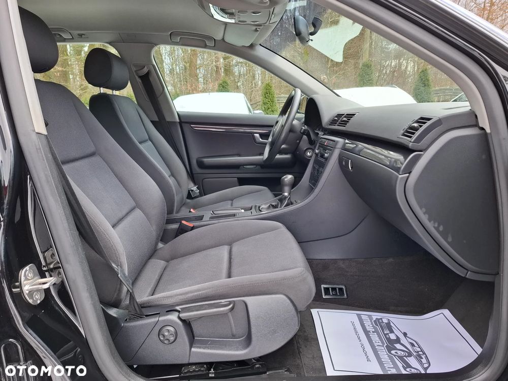 Audi A4 Avant 2.4 - 18