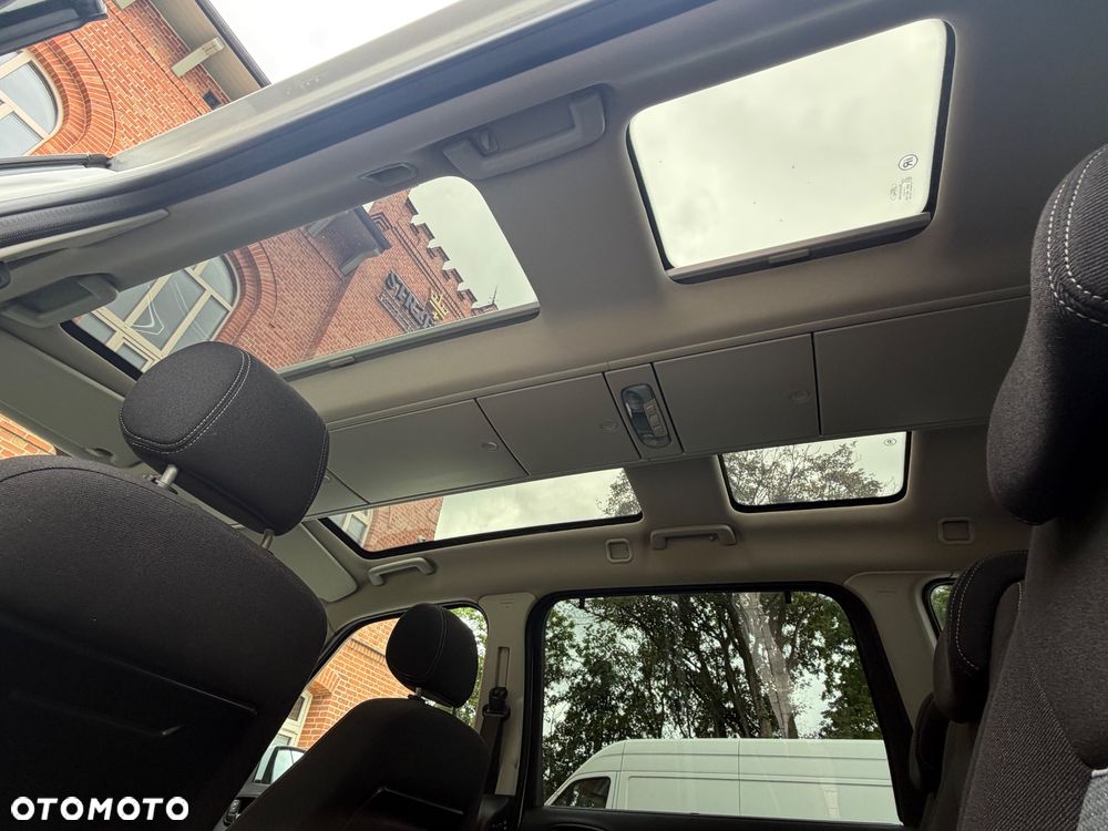 Ford Galaxy 2.0 TDCi Titanium - 10