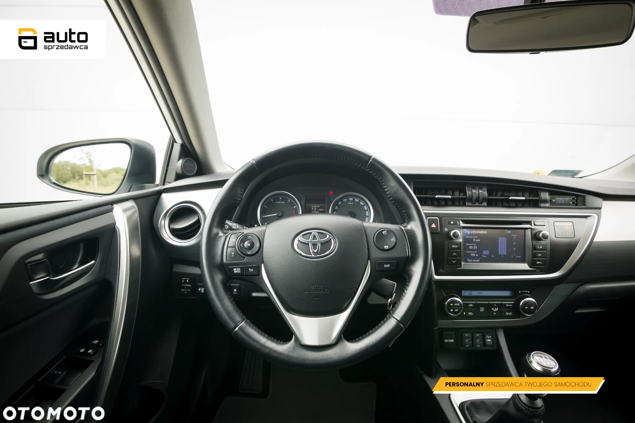 Toyota Auris 1.33 VVT-i Premium Comfort - 30