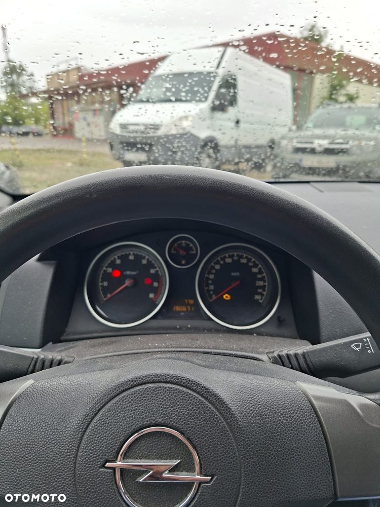 Opel Astra 1.6 - 5
