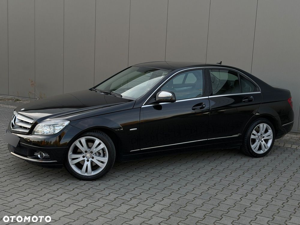 Mercedes-Benz Klasa C 220 CDI DPF Automatik Avantgarde - 17