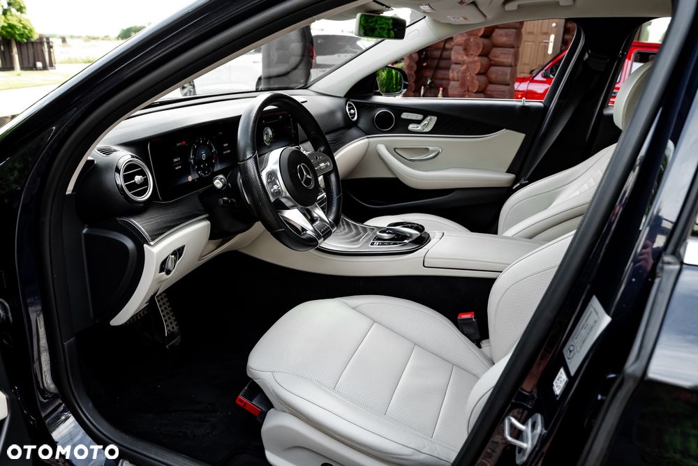 Mercedes-Benz Klasa E 220 d 9G-TRONIC Exclusive - 18