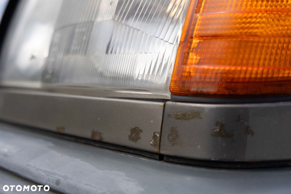 Mercedes-Benz W124 (1984-1993) - 13