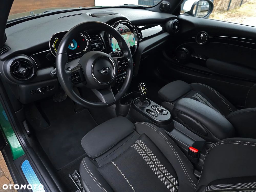 MINI Cooper SE - 22