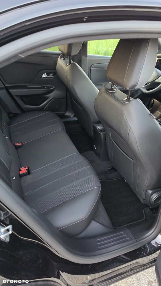 Opel Mokka 1.2 T GS Line S&S - 28