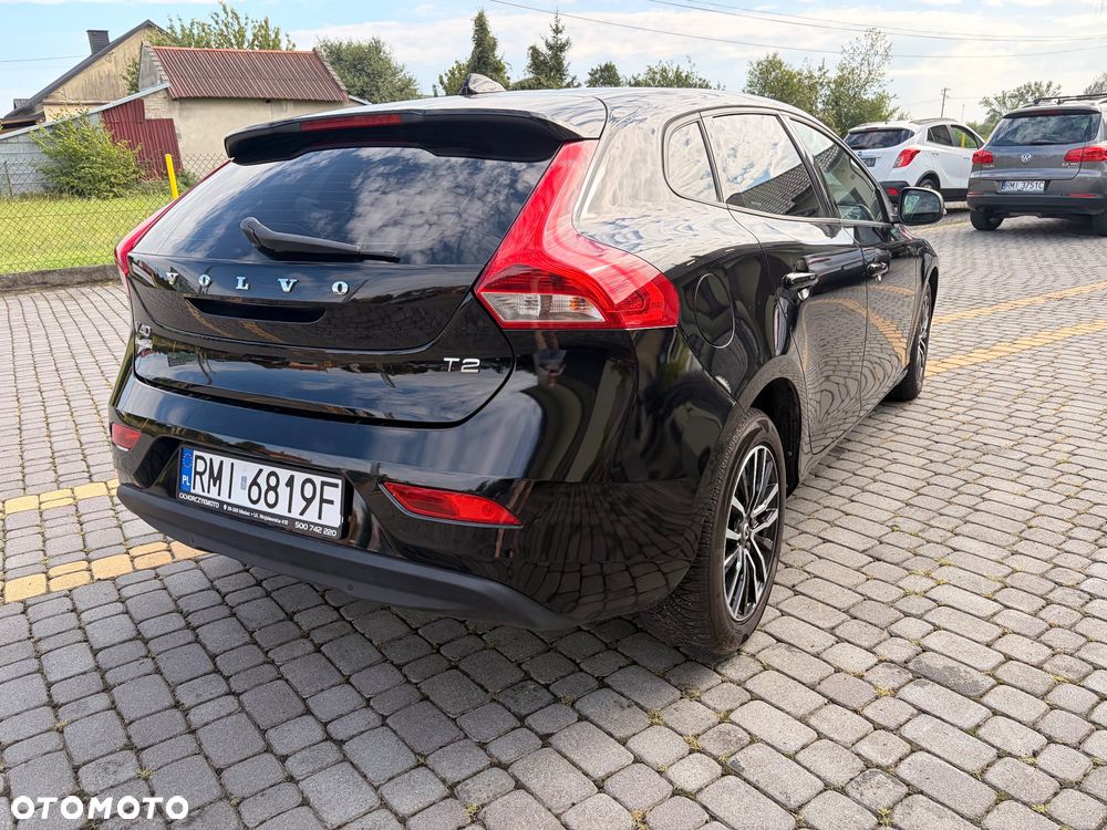 Volvo V40 T2 RDesign - 5