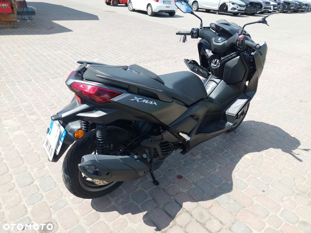 Yamaha X-max - 5