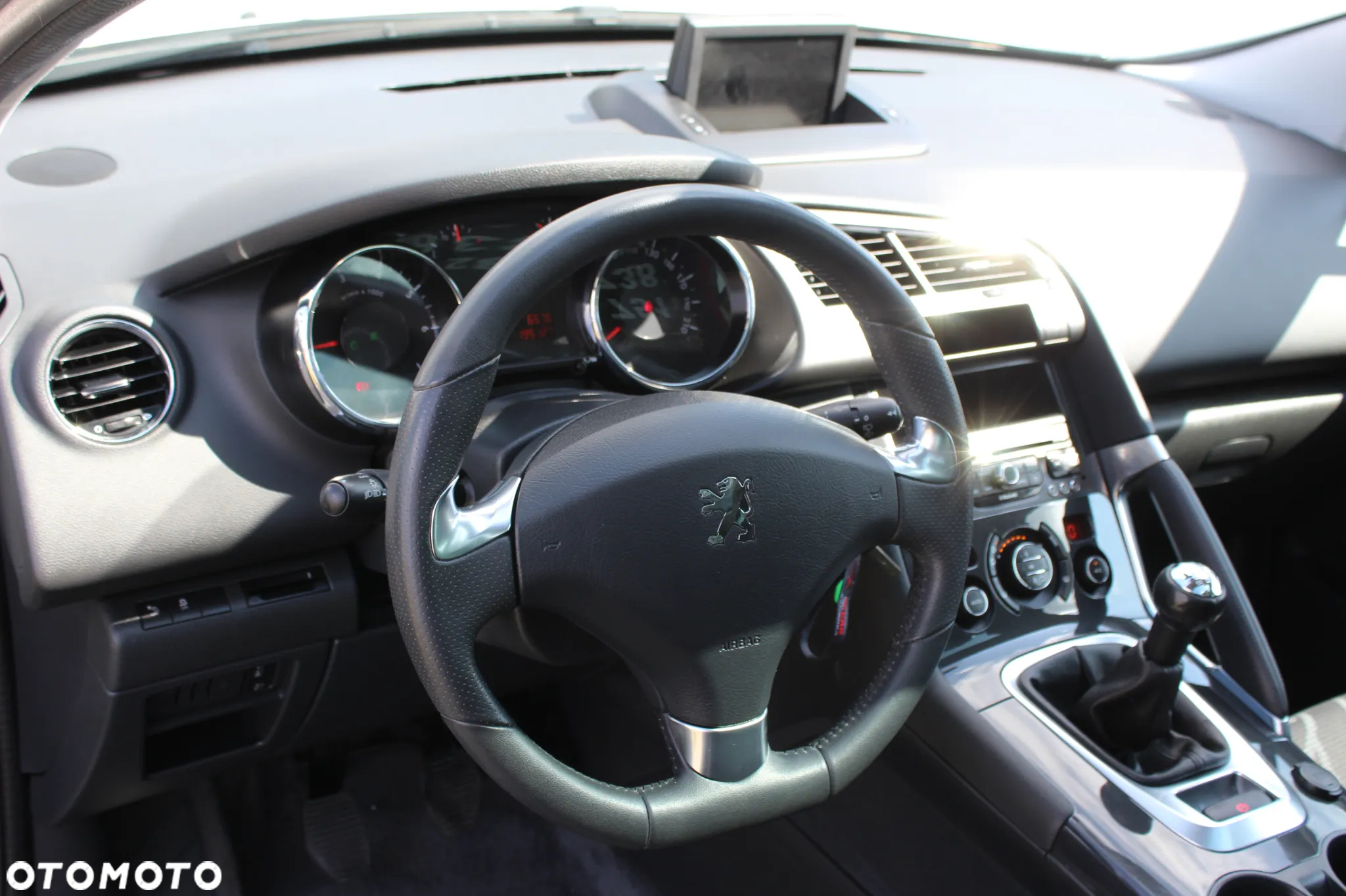 Peugeot 3008 120 VTi Premium - 14