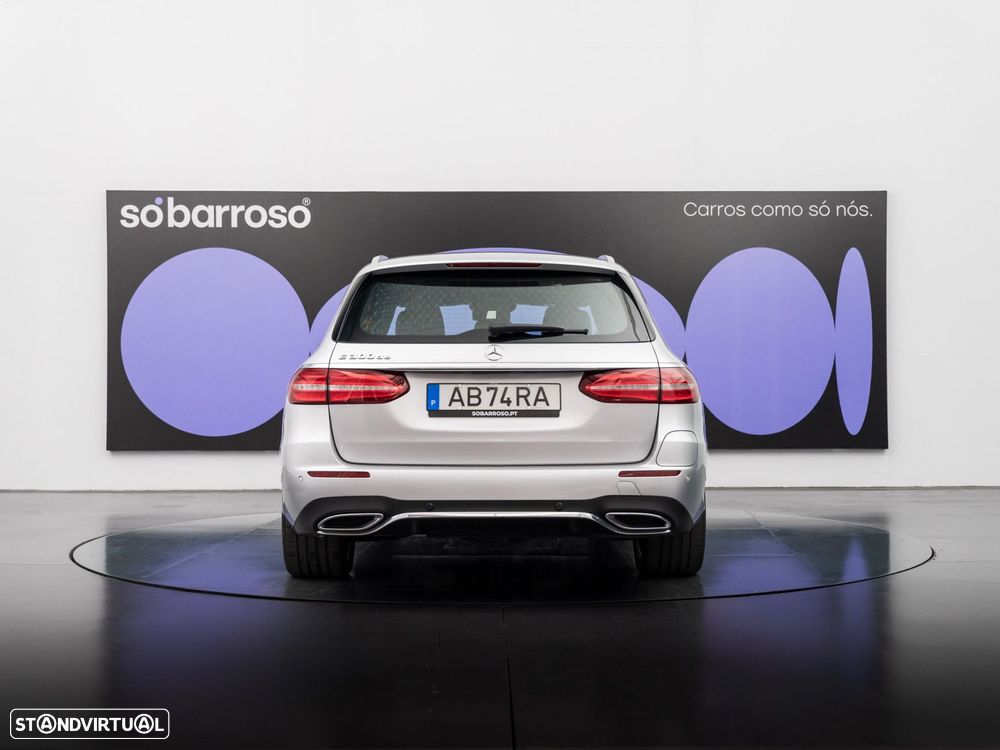 Mercedes-Benz E 300 de AMG Line - 5