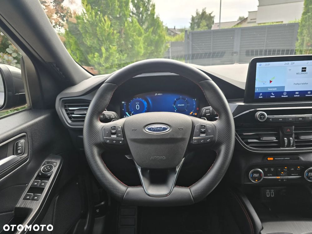 Ford Kuga 2.0 TDCi 4x4 ST-Line - 19