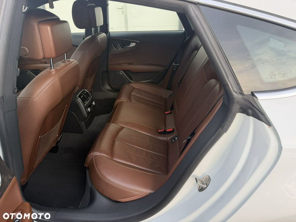 Audi A7 Sportback - 12