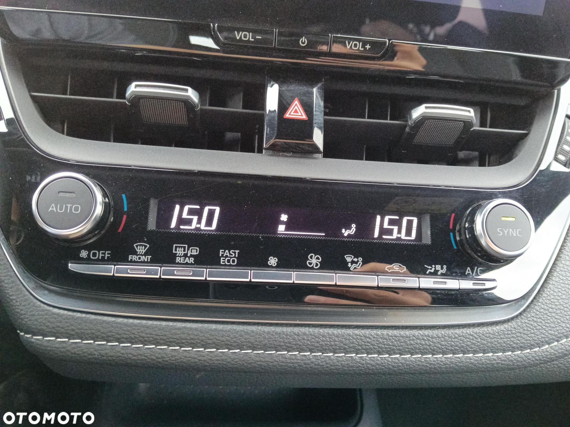 Toyota Corolla 1.8 Hybrid Comfort - 21