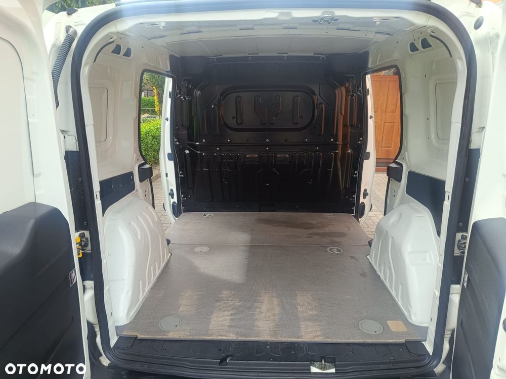 Fiat Doblo 1.6 16V Multijet Start&Stopp Dynamic Family - 19