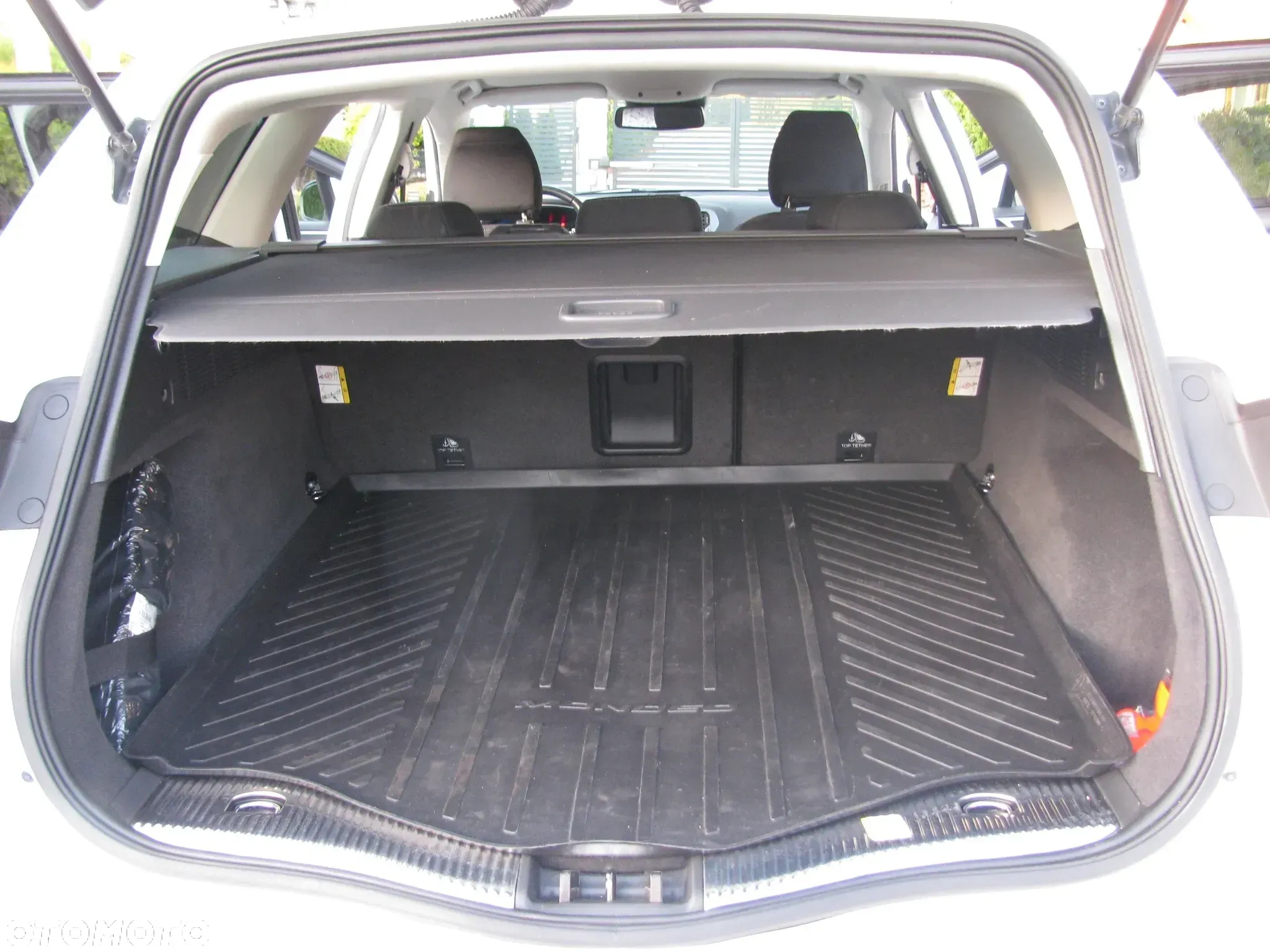 Ford Mondeo - 29