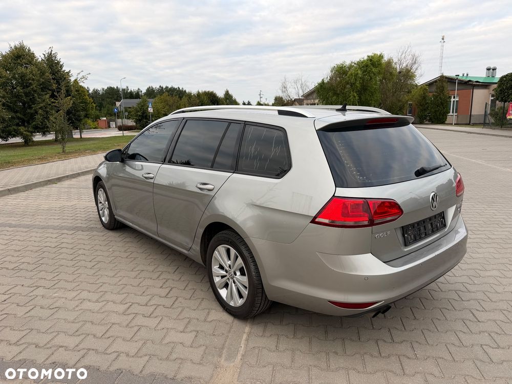 Volkswagen Golf 2.0 TDI BMT Highline DSG - 8