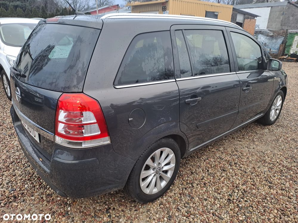 Opel Zafira 1.8 Family Plus - 4