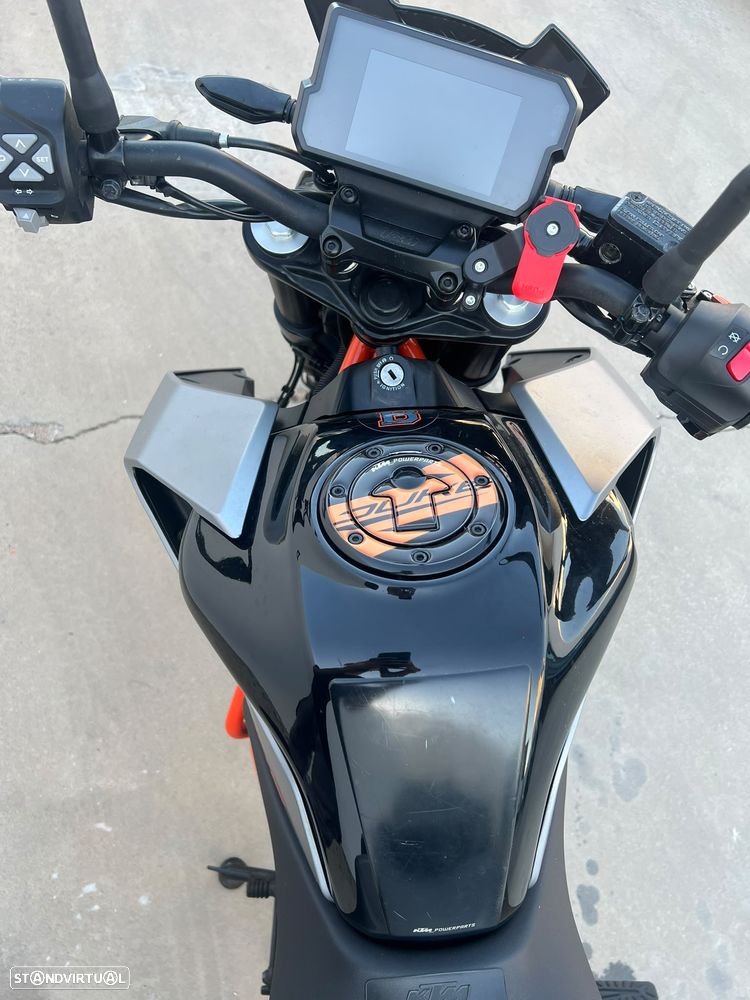 KTM 390 DUKE - 4