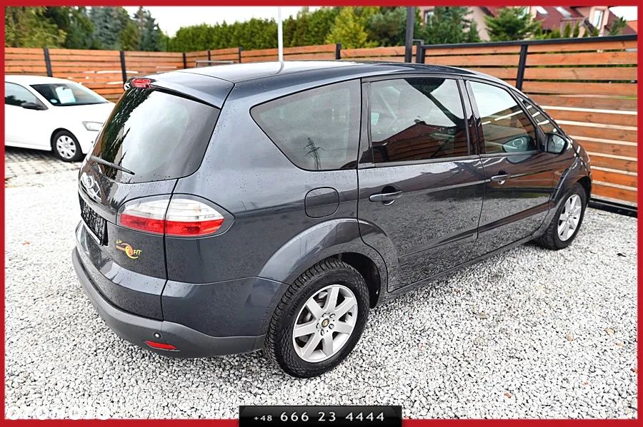Ford S-Max 2.0 FF Titanium - 13